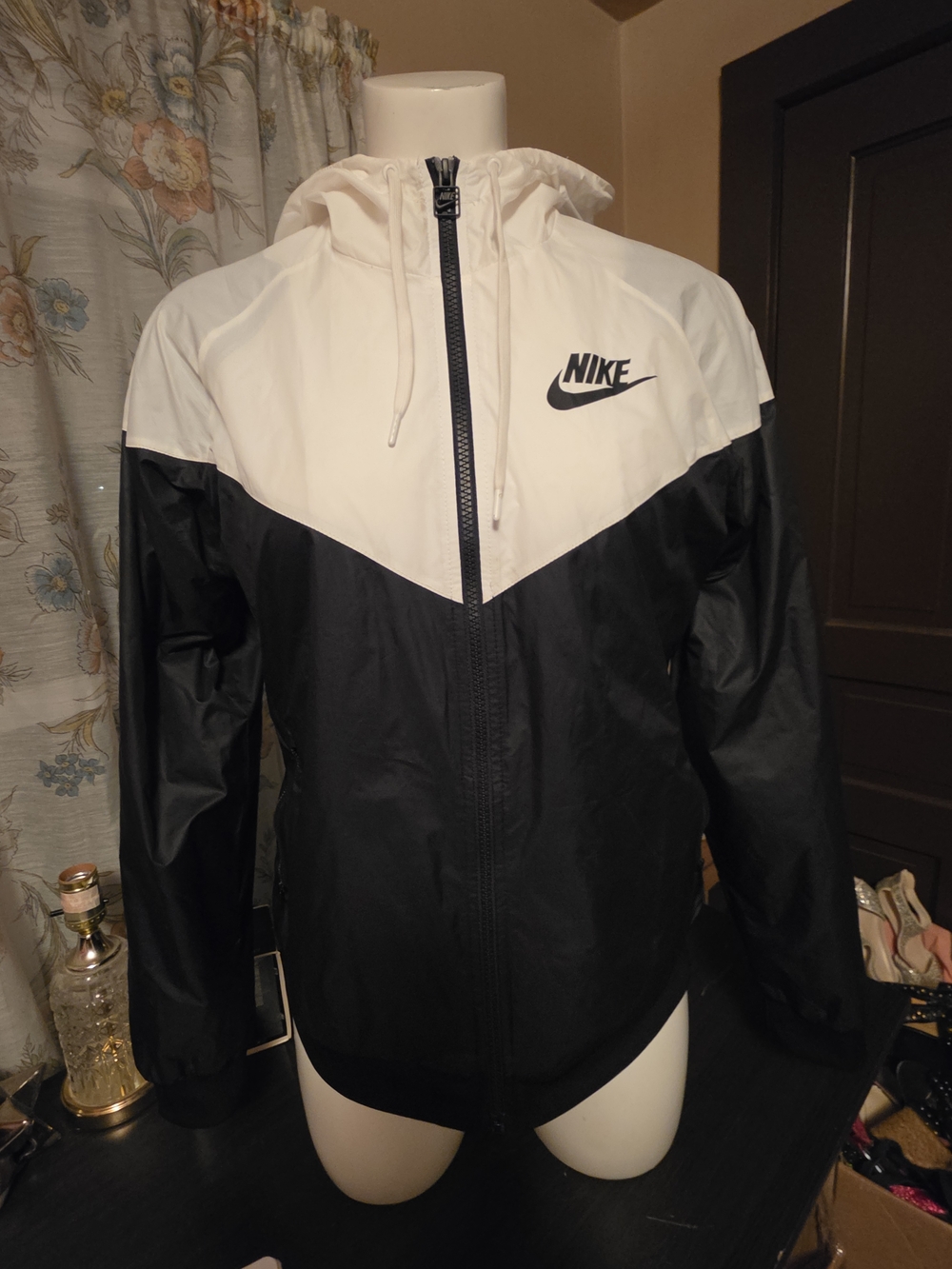 Nike Black & White Colorblock Hooded Windbreaker